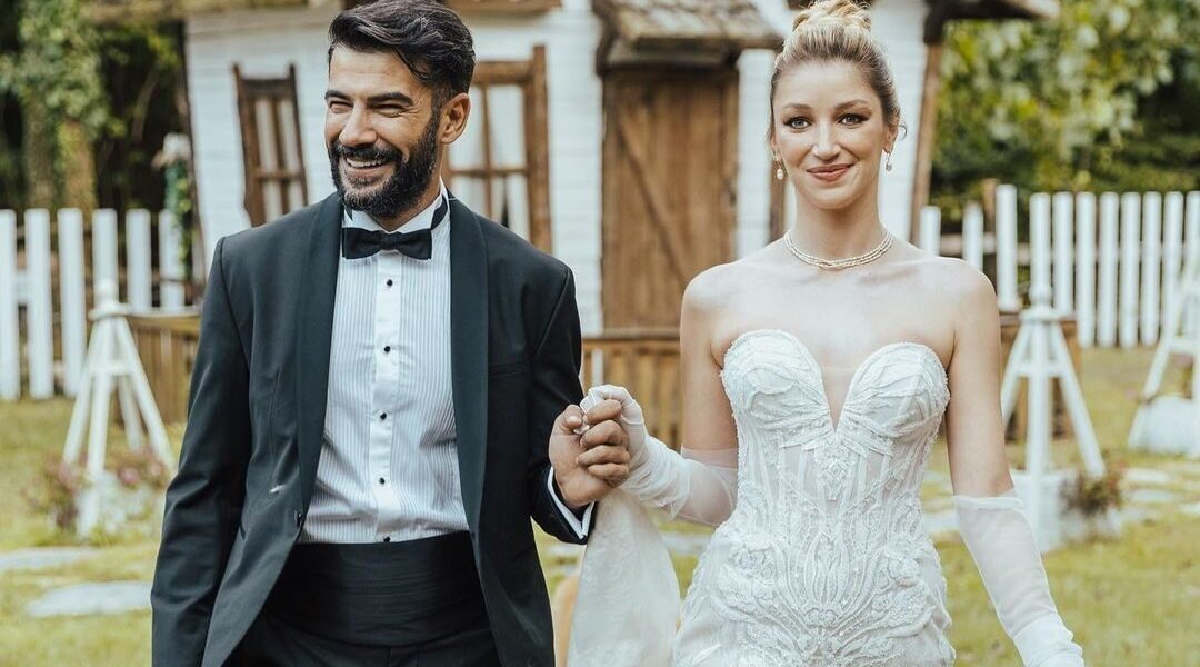 Рюзгар Аксой се ожени за танцьорка